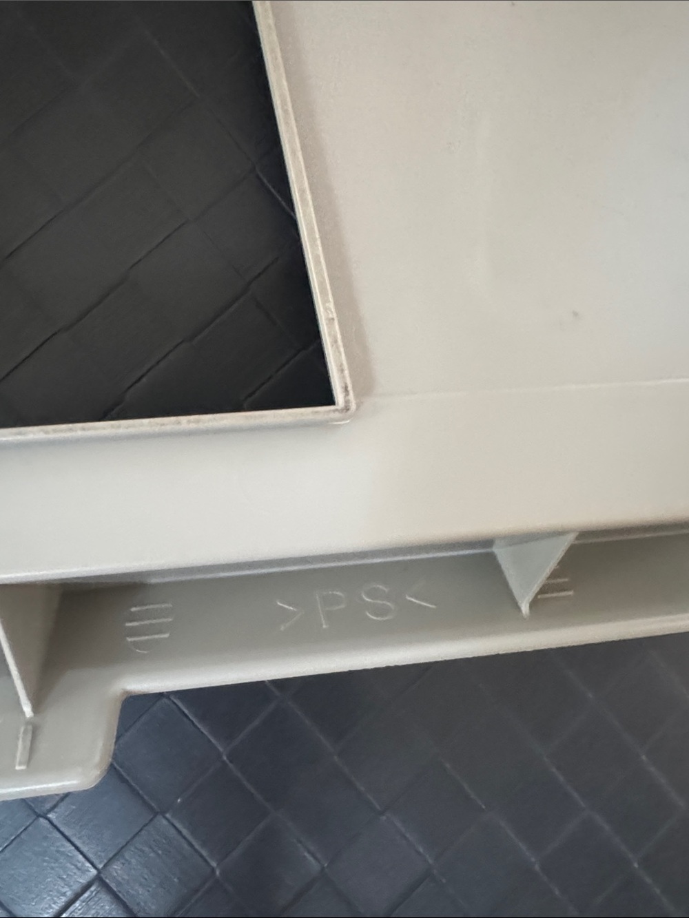 Yamaha Sheet Music Rest Tray For Digital Piano Part #V869680 - Picture 9 of 9